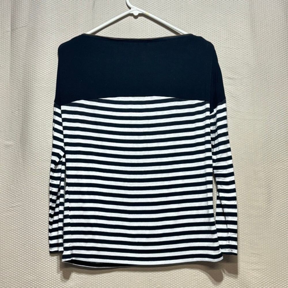 Glamour Farms Women's Black White Striped Zipper 3/4 Sleeve Top Size M - Picture 8 of 8